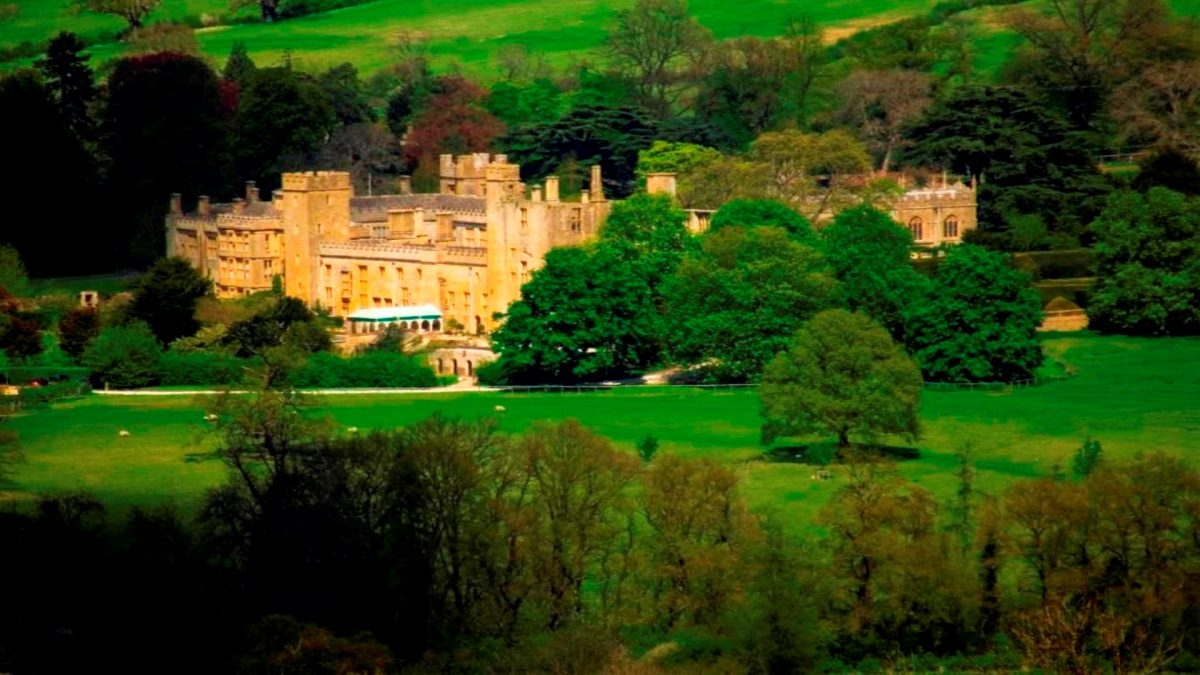 Aerial view of Sudeley Castle