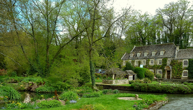 Swan Inn Hotel
