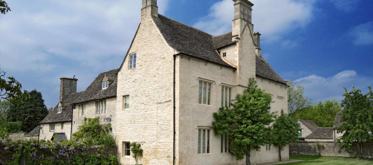 Cogges Manor Farm