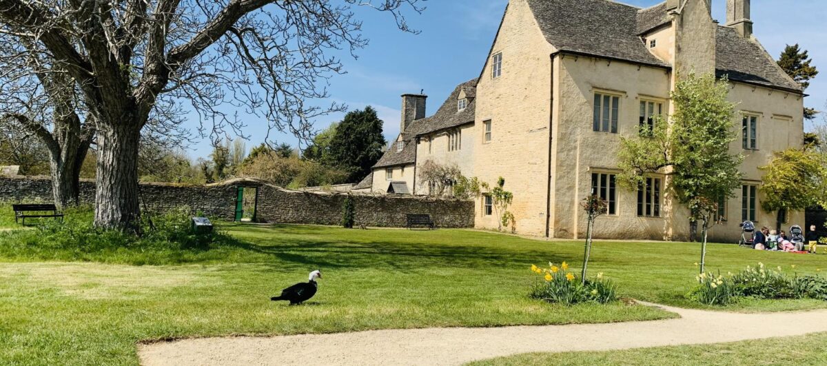 Cogges Manor Farm