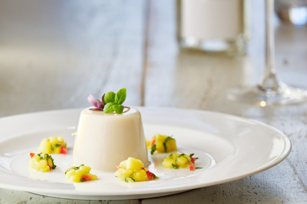 Dineindulge