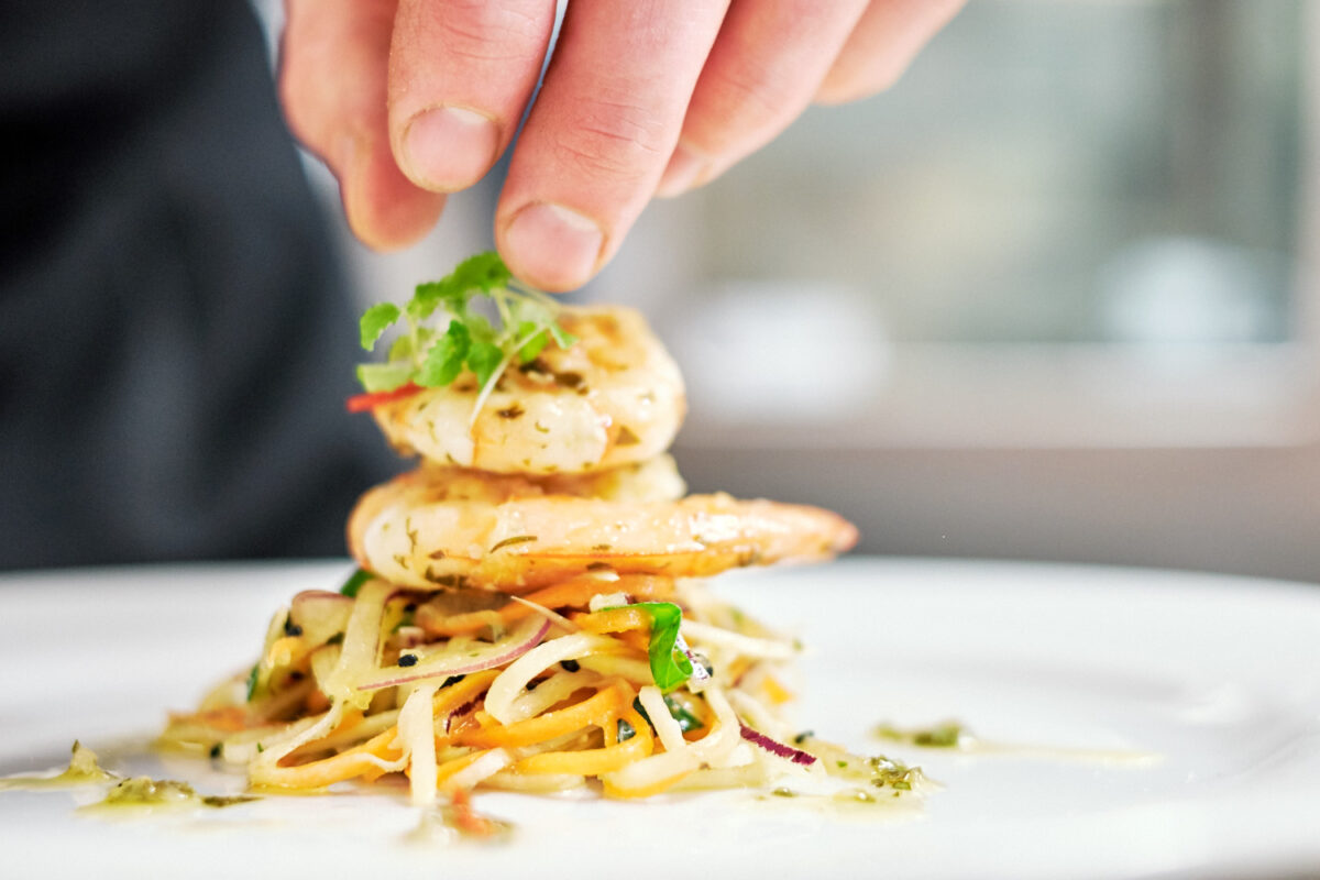 Dineindulge
