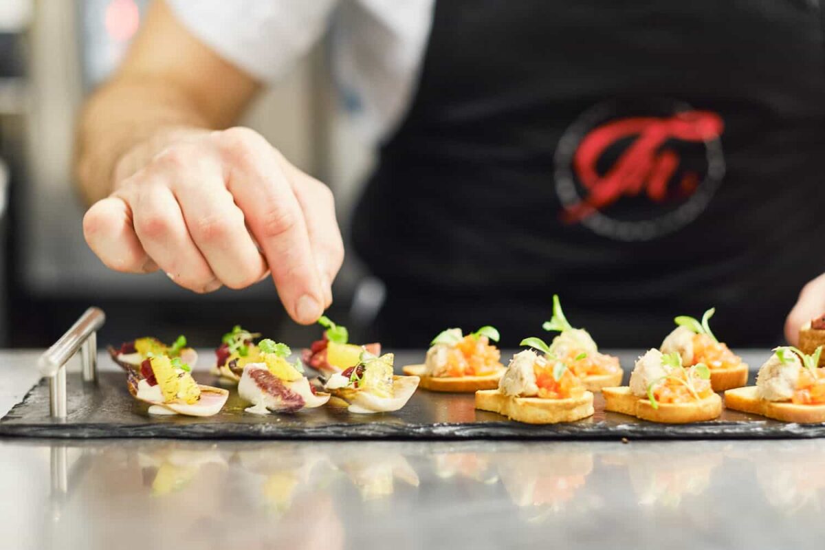 Dineindulge