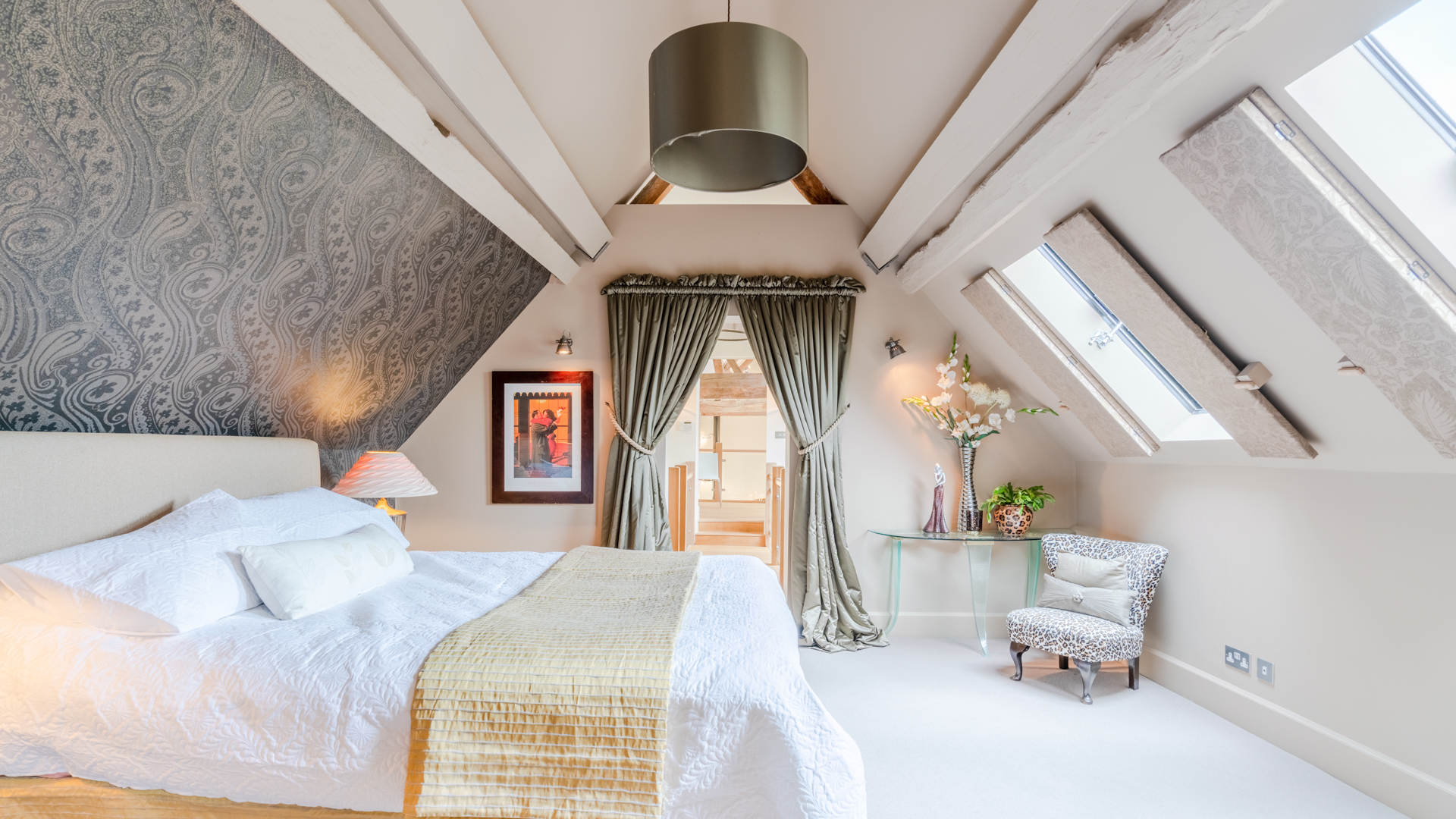 Bedroom, The Loft at Kington Grange, Bolthole Retreats