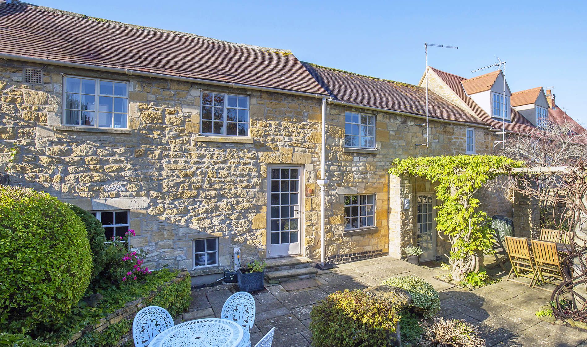 Exterior, Box Cottage, Bolthole Retreats