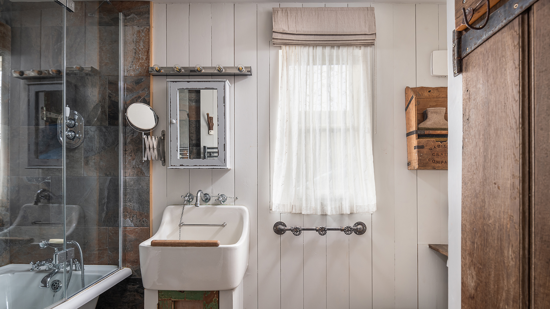 High quality property photography at a Bolthole Retreats’ photo shoot
