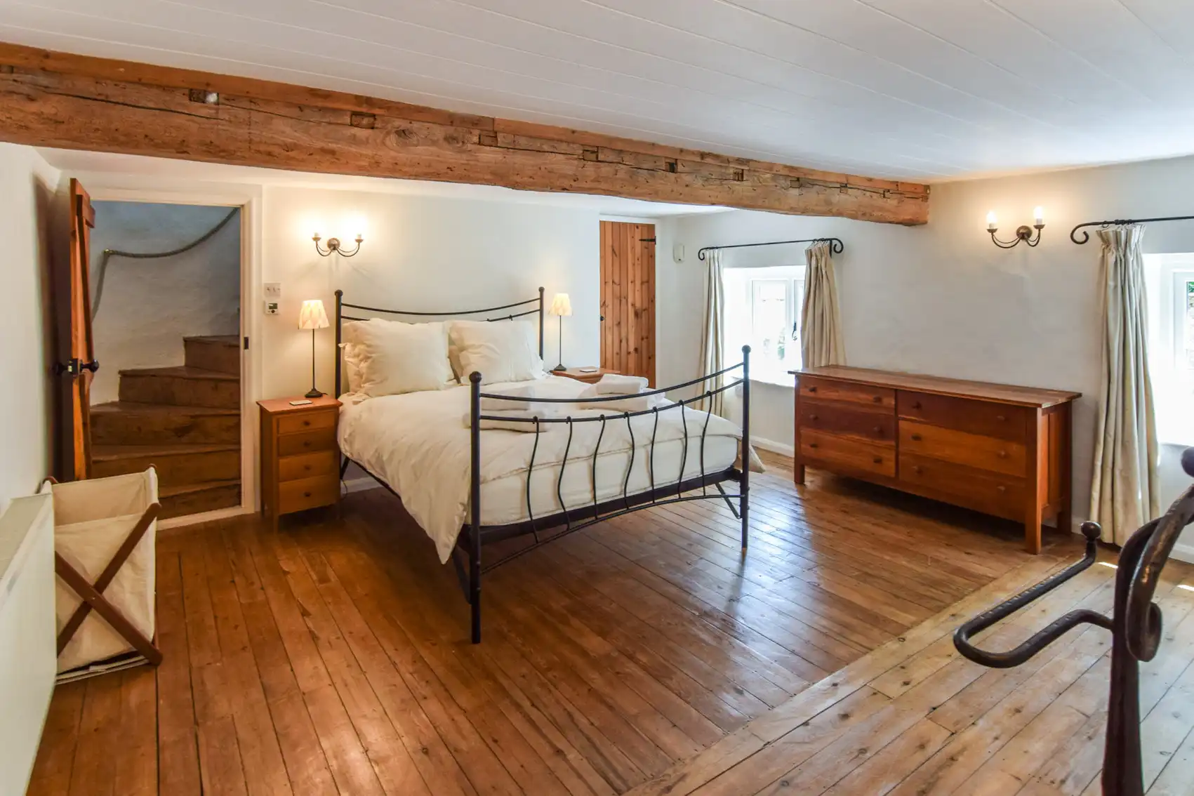 Bedroom, Cotswold Cottage, Coln St Aldwyns