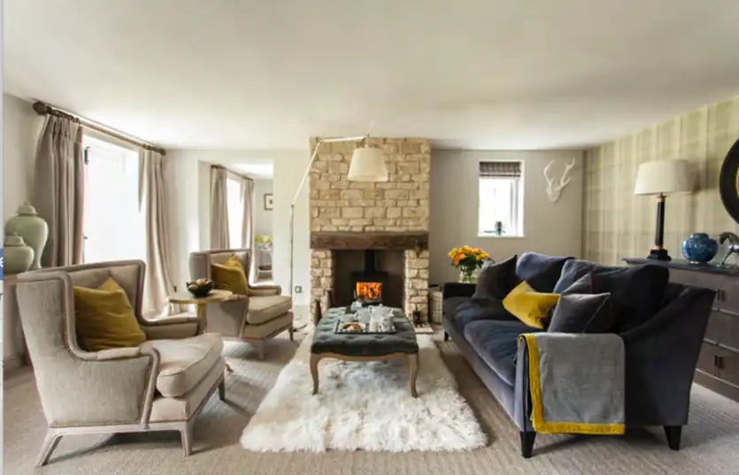 Complete re-design of Cotswold Holiday Cottage near Cirencester – by Astman Taylor