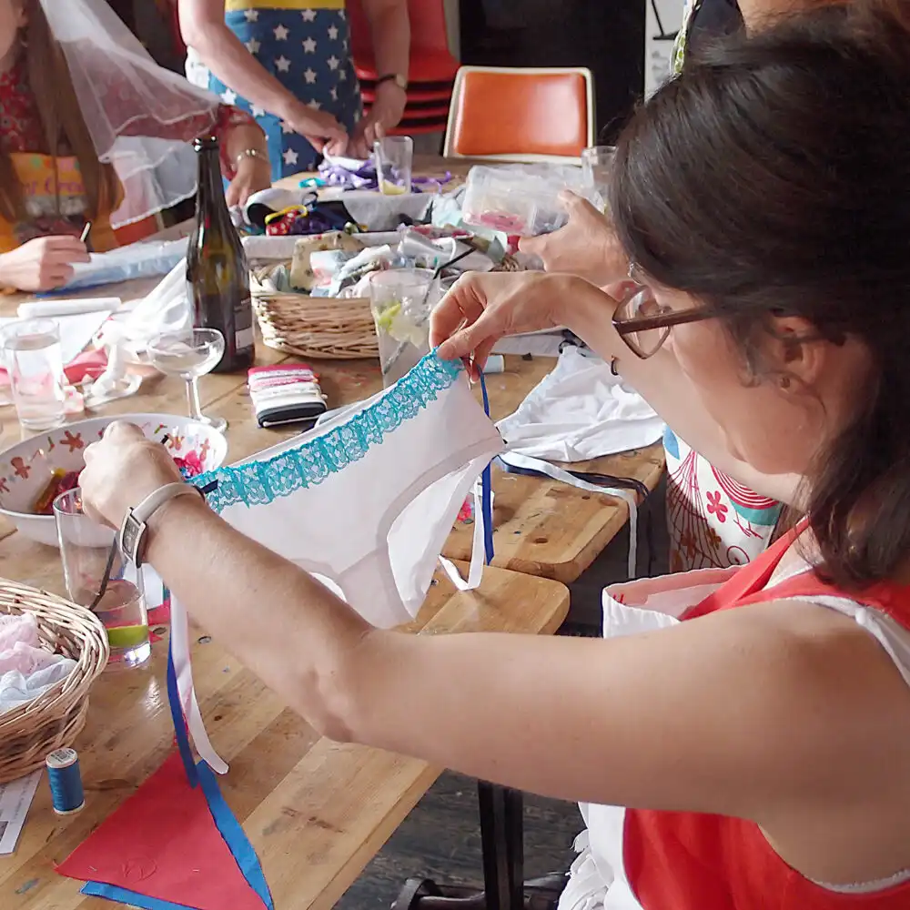 The Crafty Hen