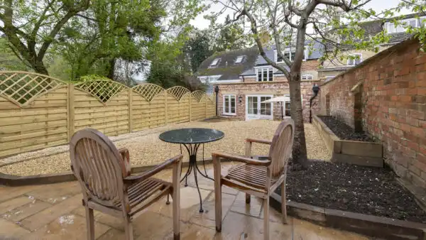 14 Vineyard Street, Bolthole Retreats