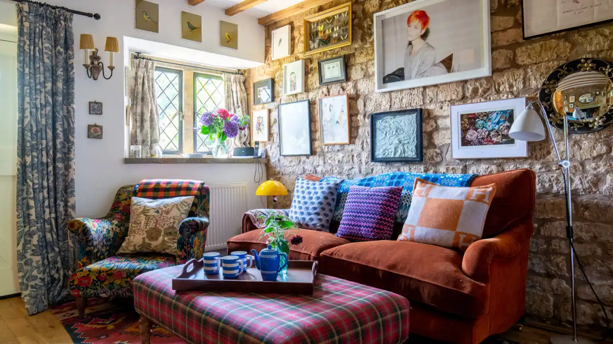 Lily Cottage, Bolthole Retreats, one of our Cotswold thatched cottages