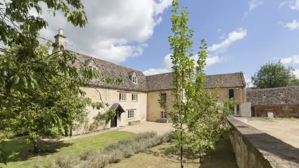 Almsbury Farmhouse, Bolthole Retreats