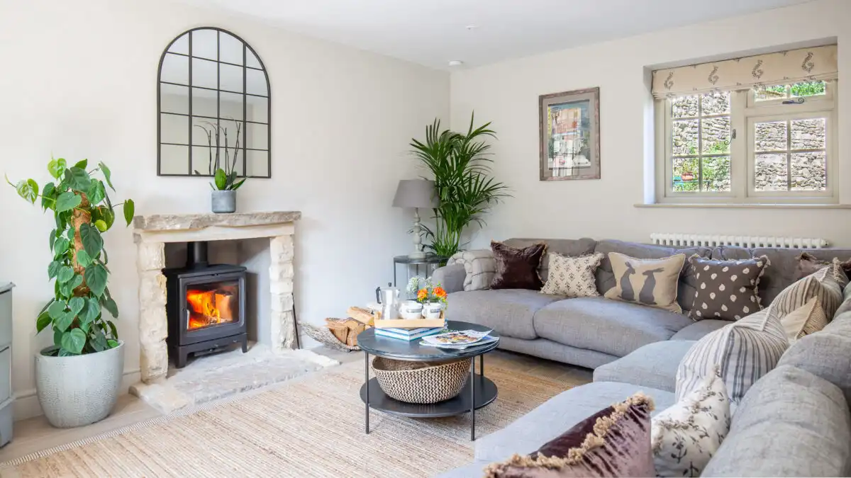 Priory Cottage Living Room, Bolthole Retreats