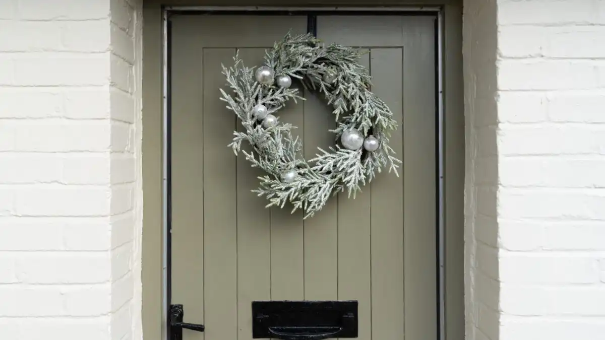 A Cotswold Cottage for Christmas