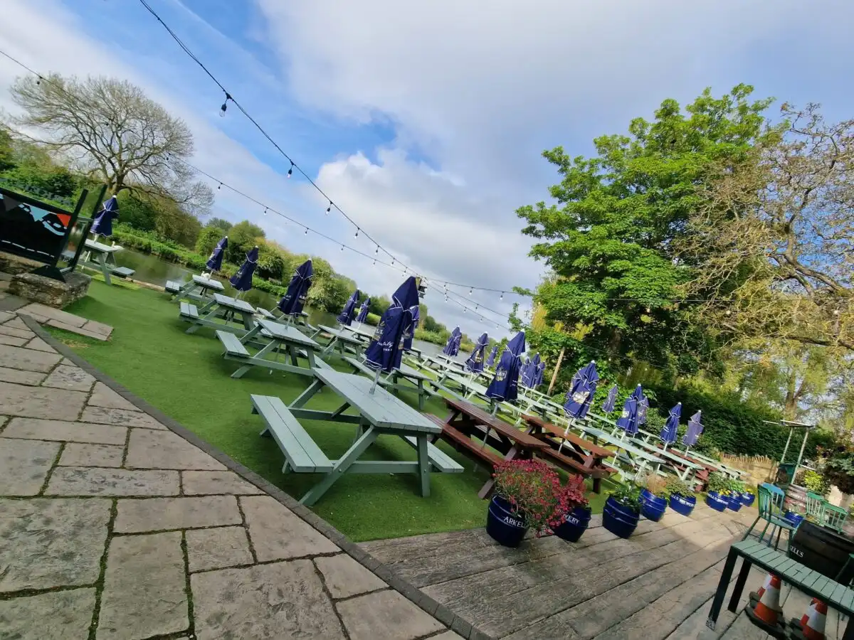The Riverside, Lechlade on Thames