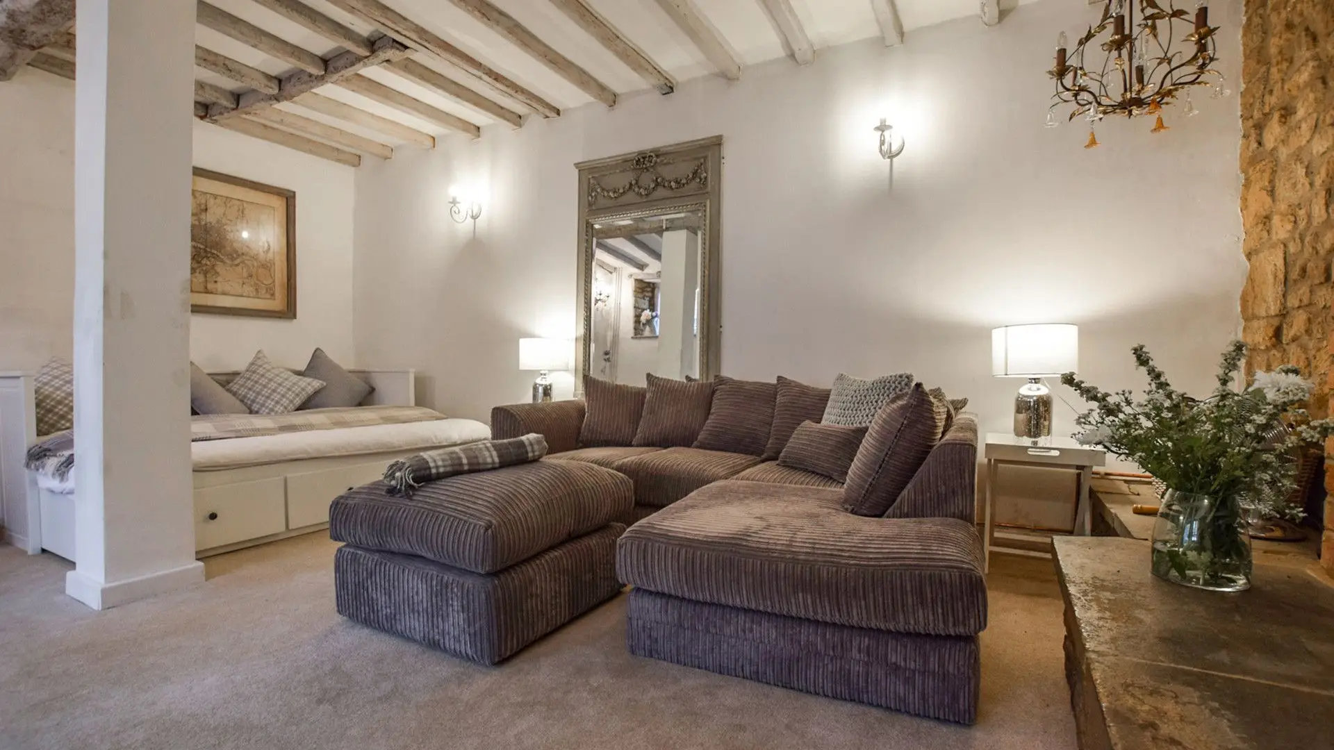 Snug, Suncroft, Bolthole Retreats