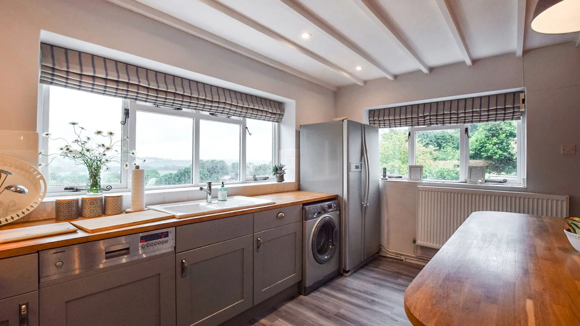 Kitchen, Suncroft, Bolthole Retreats