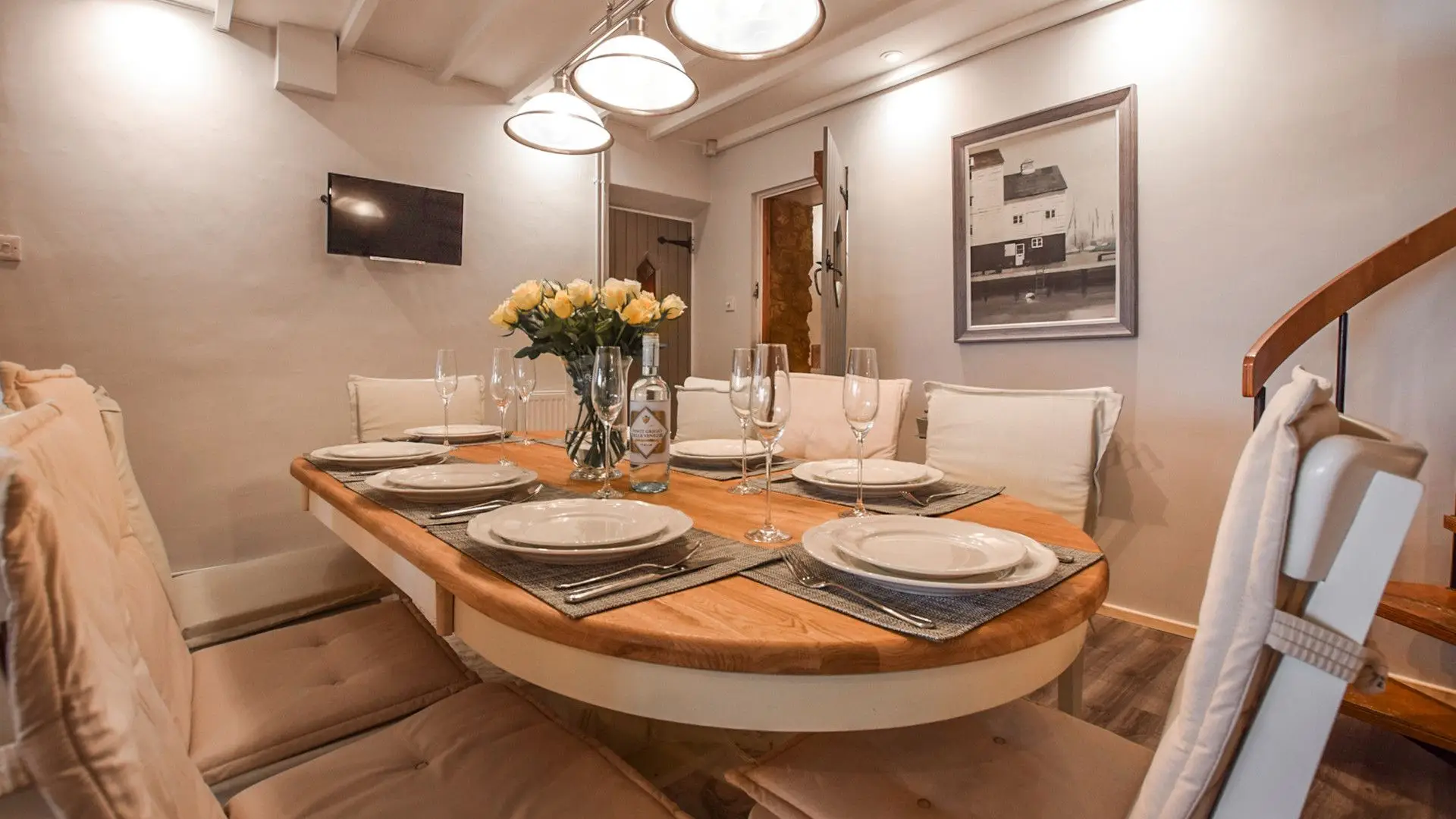 Dining area, Suncroft, Bolthole Retreats