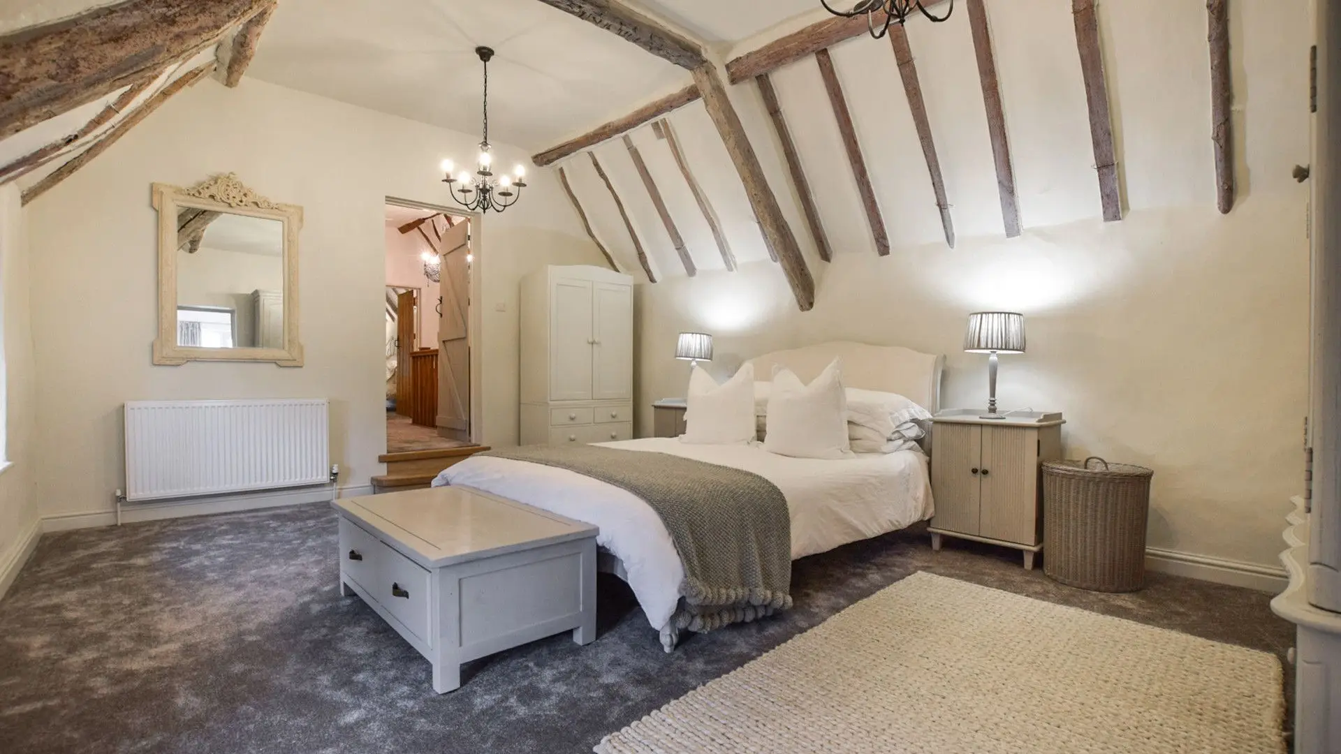 Bedroom 2, master, Suncroft, Bolthole Retreats