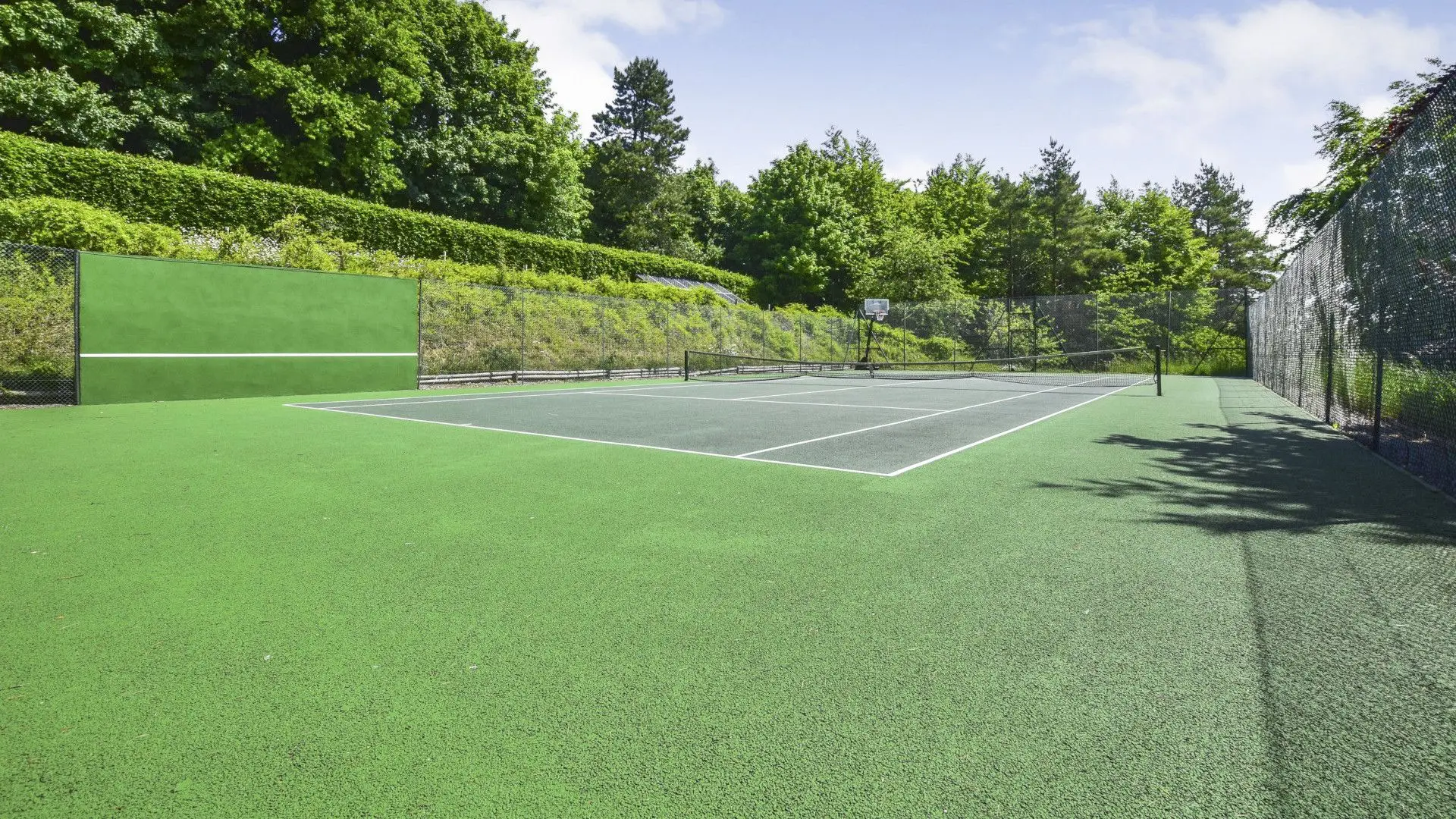 Arrange use of the tennis court with the owners for some added excitement.