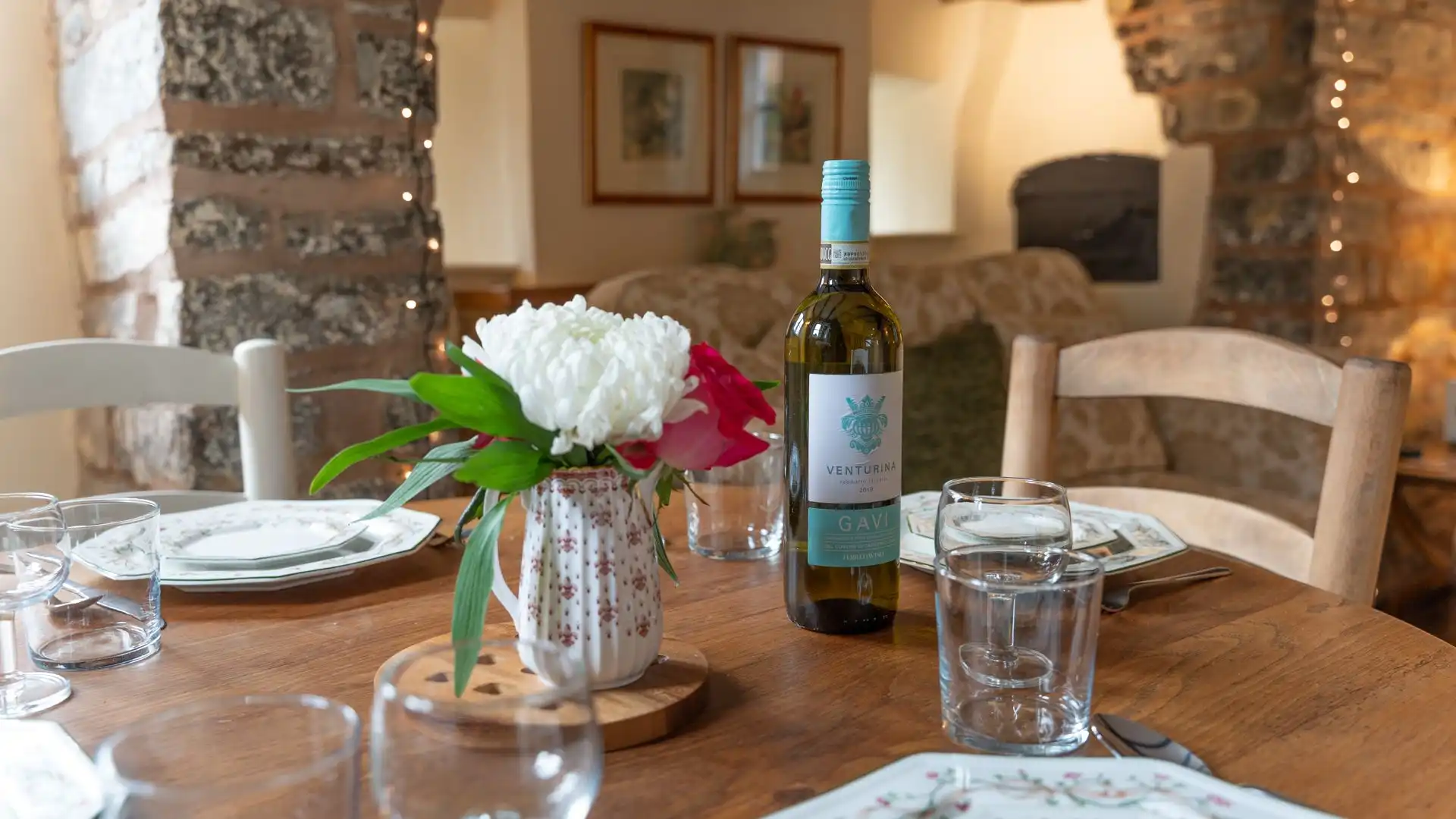 Dining area, Corner Cottage, Bretforton