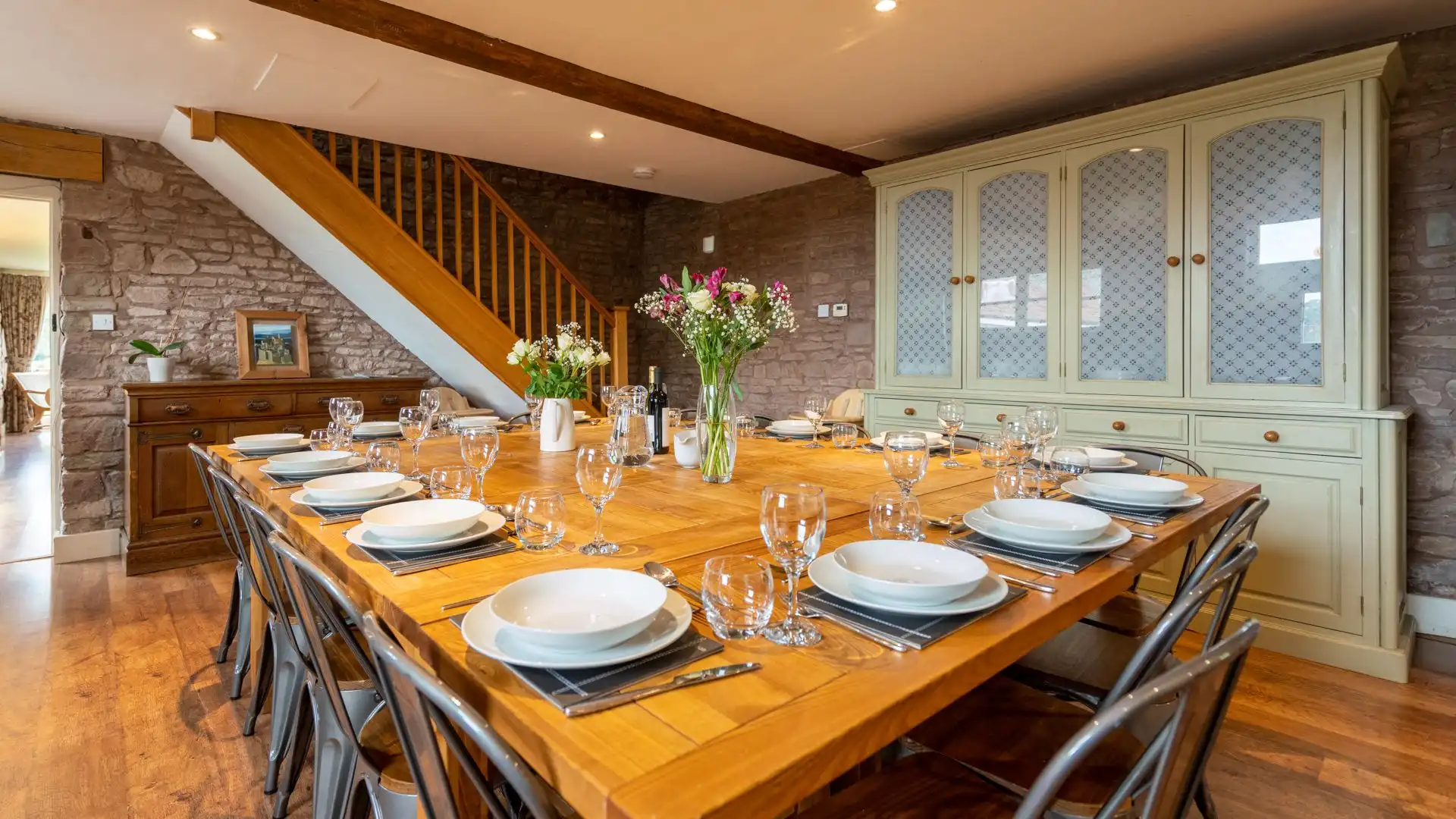 Dining Table, Lodge Barn, Bolthole Retreats