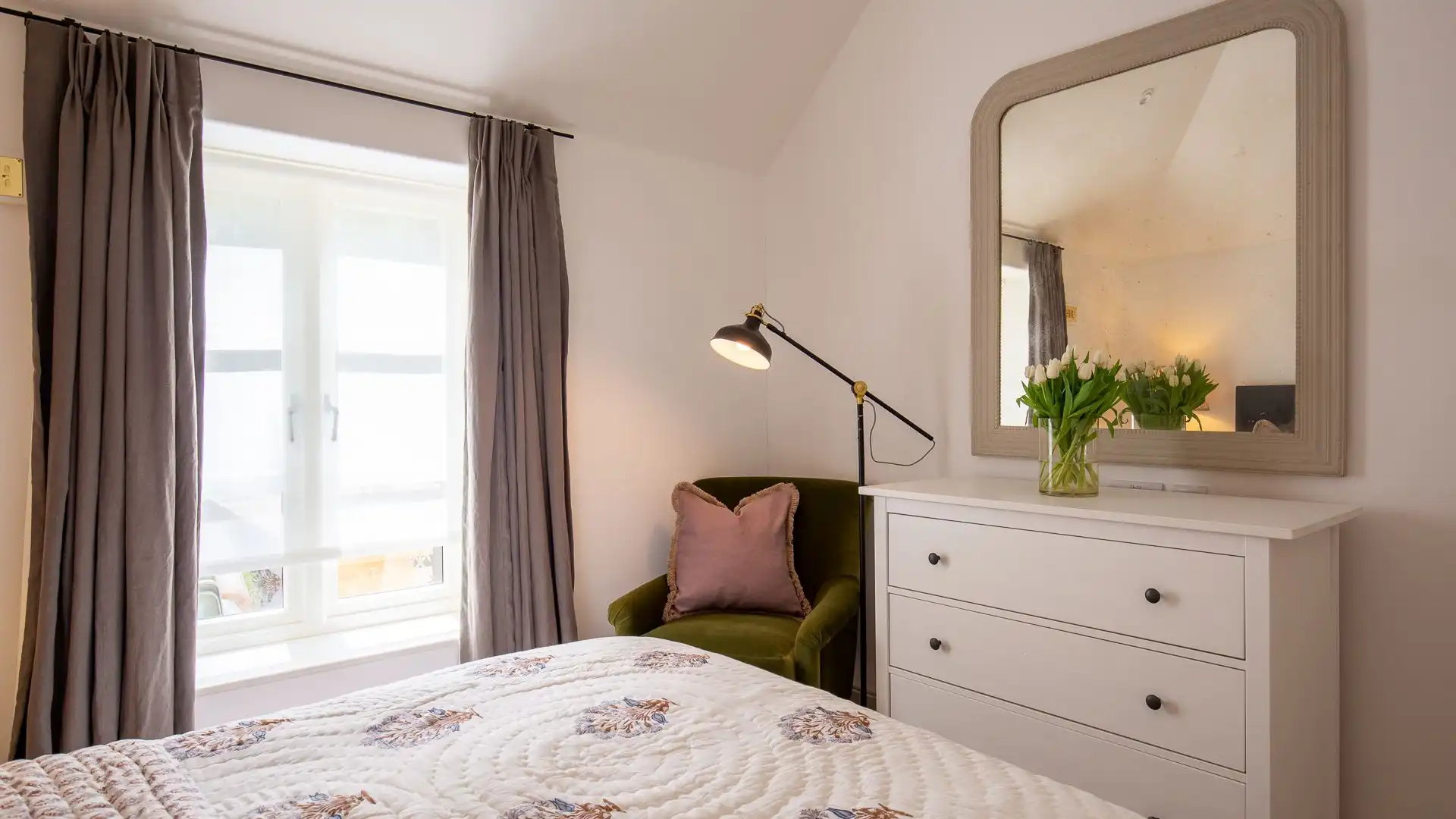 Bedroom One, The Fold, Bolthole Retreats