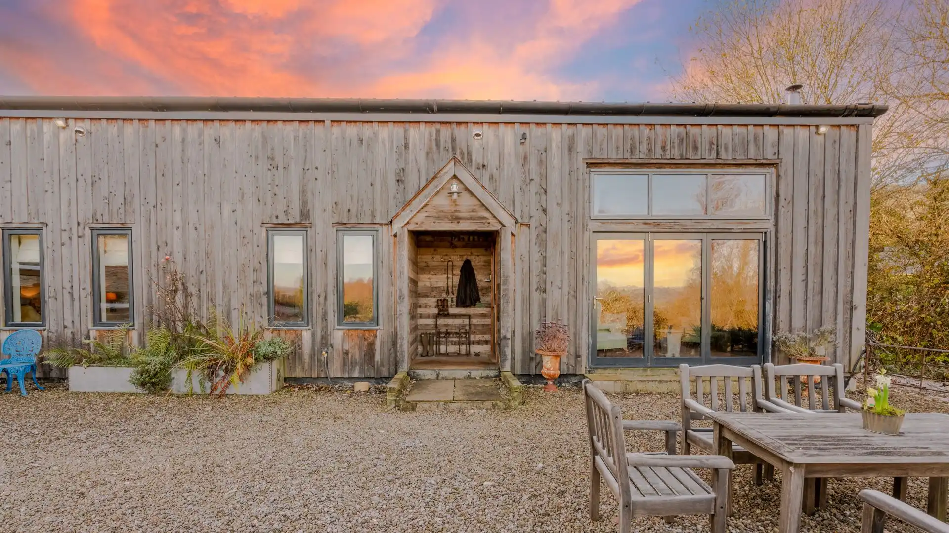 External, Outshot Barn, Bolthole Retreats
