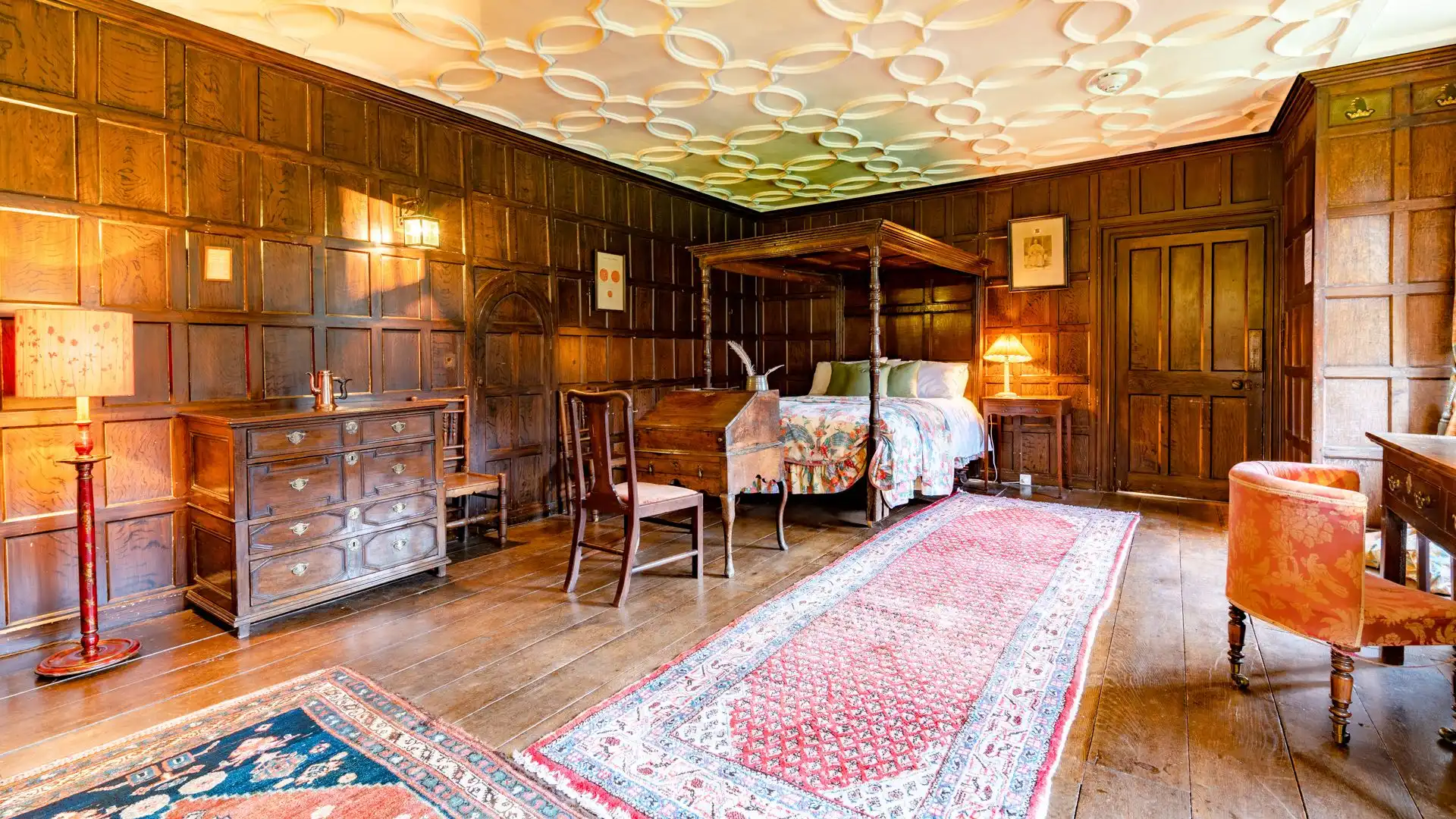The Owain Glyndwr Bedroom, Kentchurch Court, Bolthole Retreats