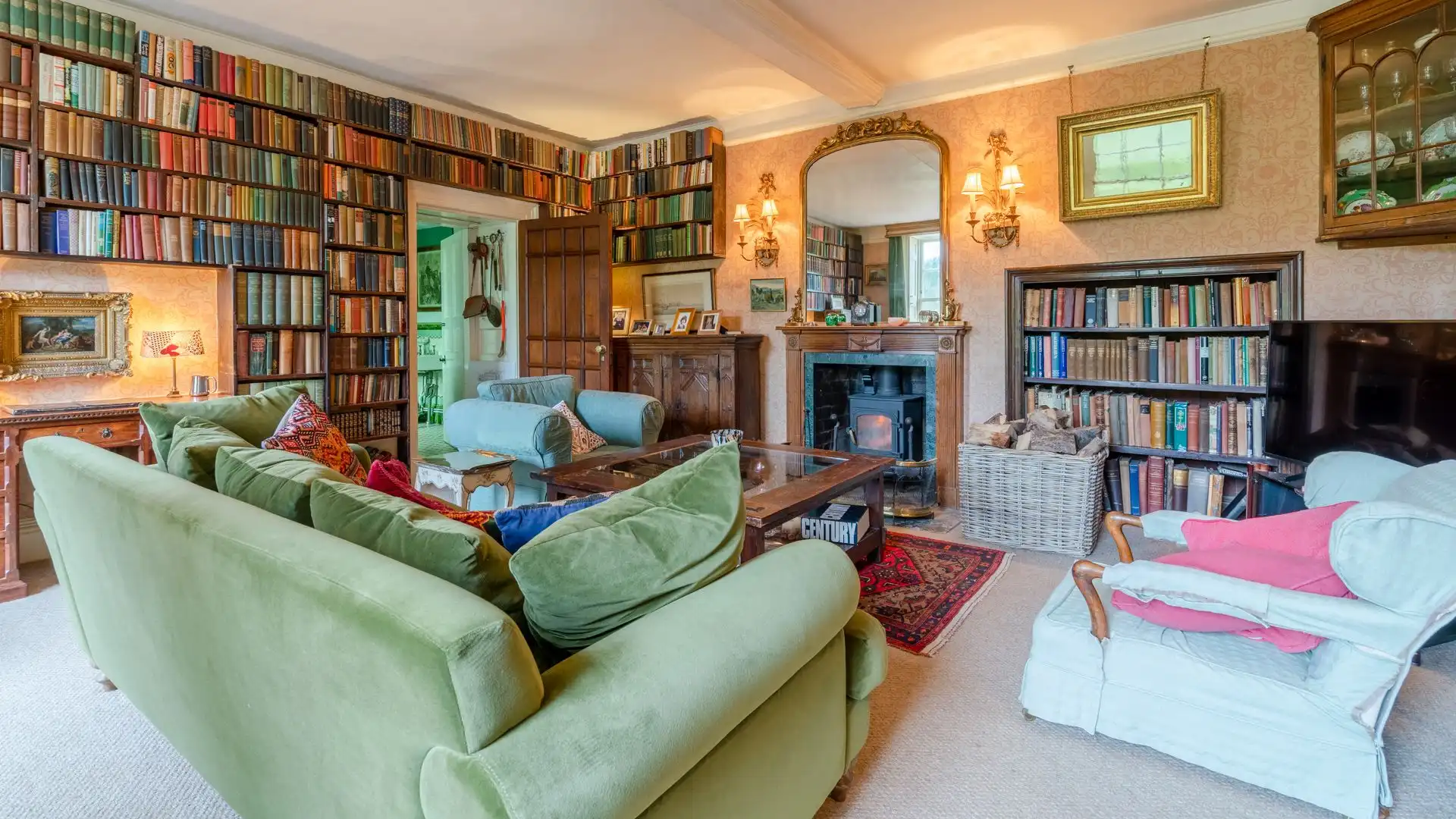Old Smoking Room, Kentchurch Court, Bolthole Retreats