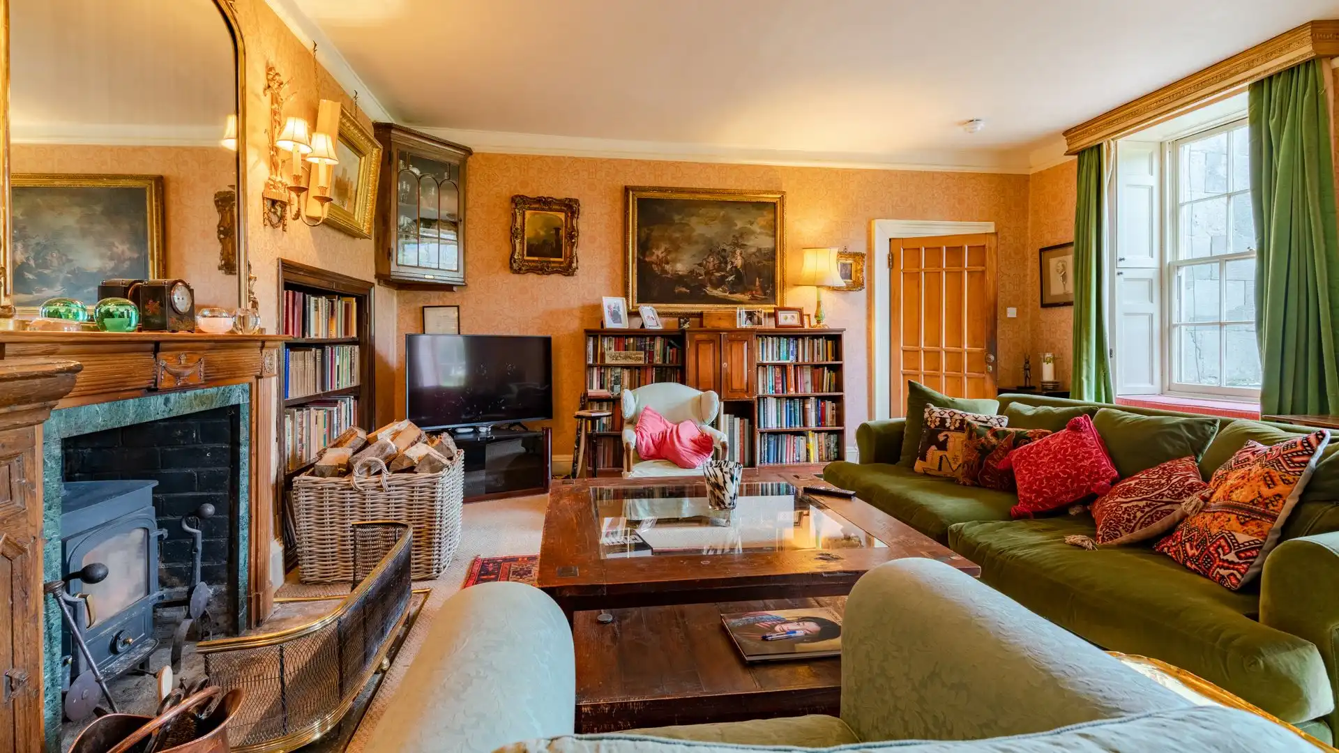 Old Smoking Room, Kentchurch Court, Bolthole Retreats