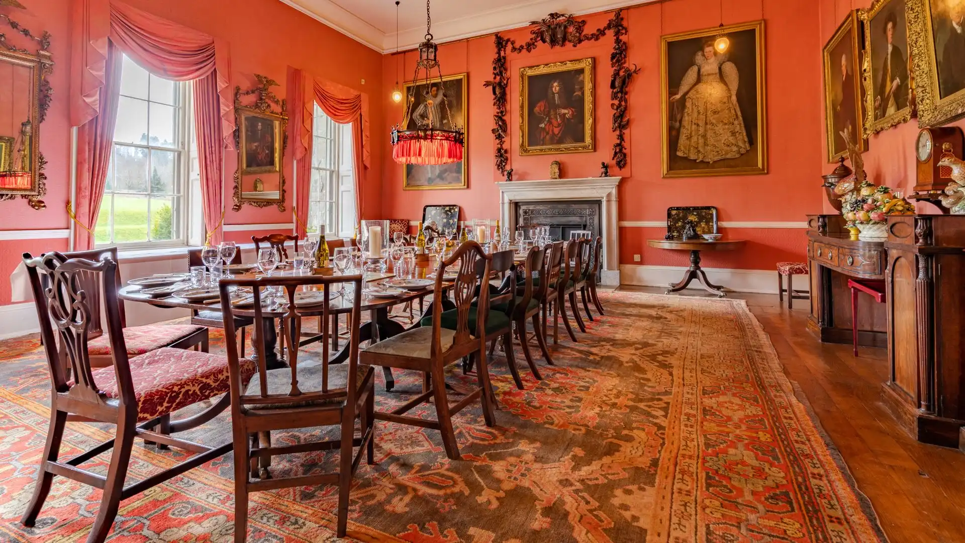 Banquet Hall, Kentchurch Court, Bolthole Retreats