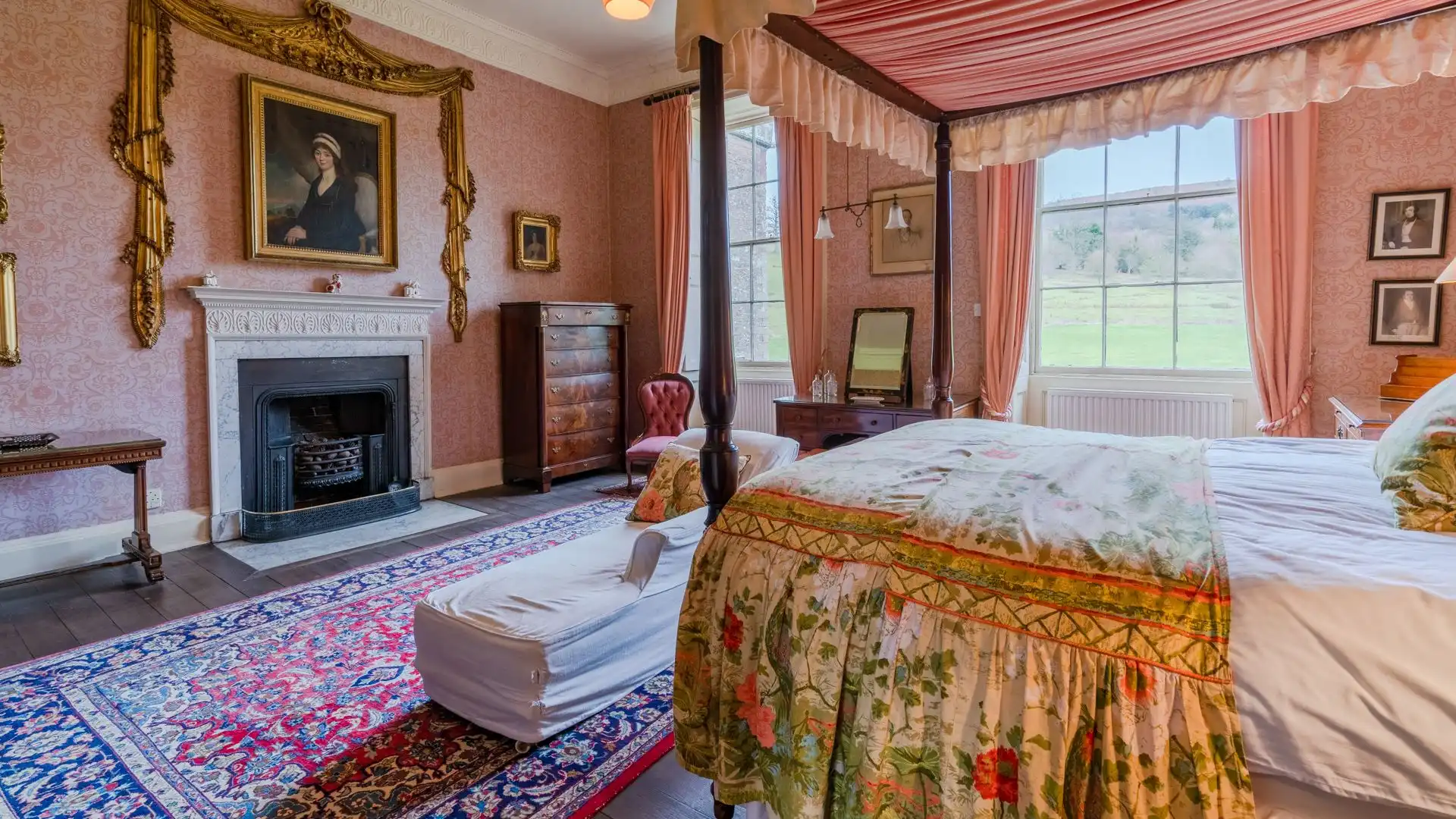 Azalea Bedroom, Kentchurch Court, Bolthole Retreats