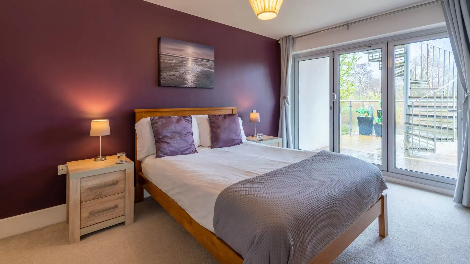Bedroom Two, Muntjac Lodge, Bolthole Retreats 