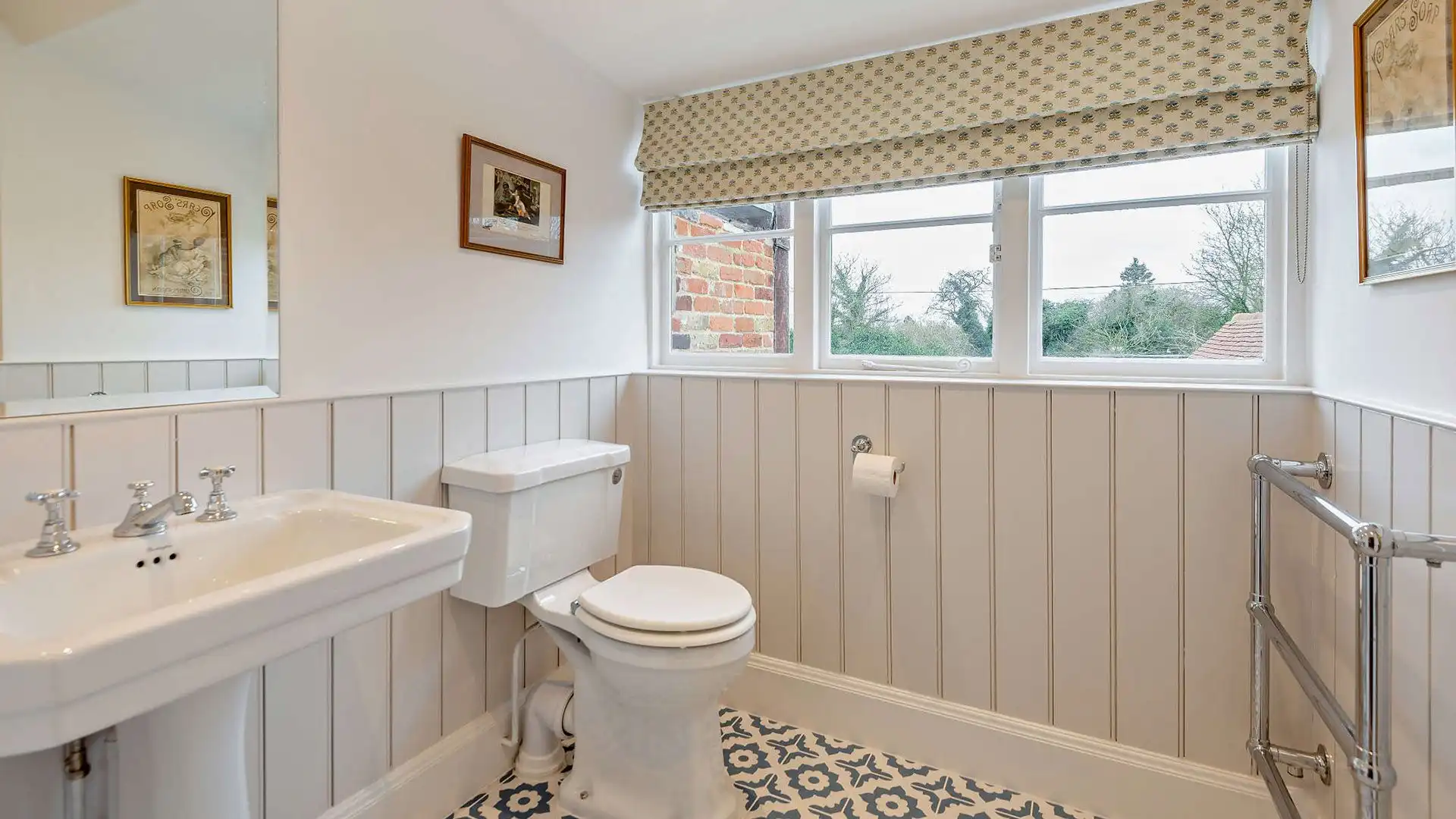 Alongside bedroom one, you can refresh before a visit to the local pub 