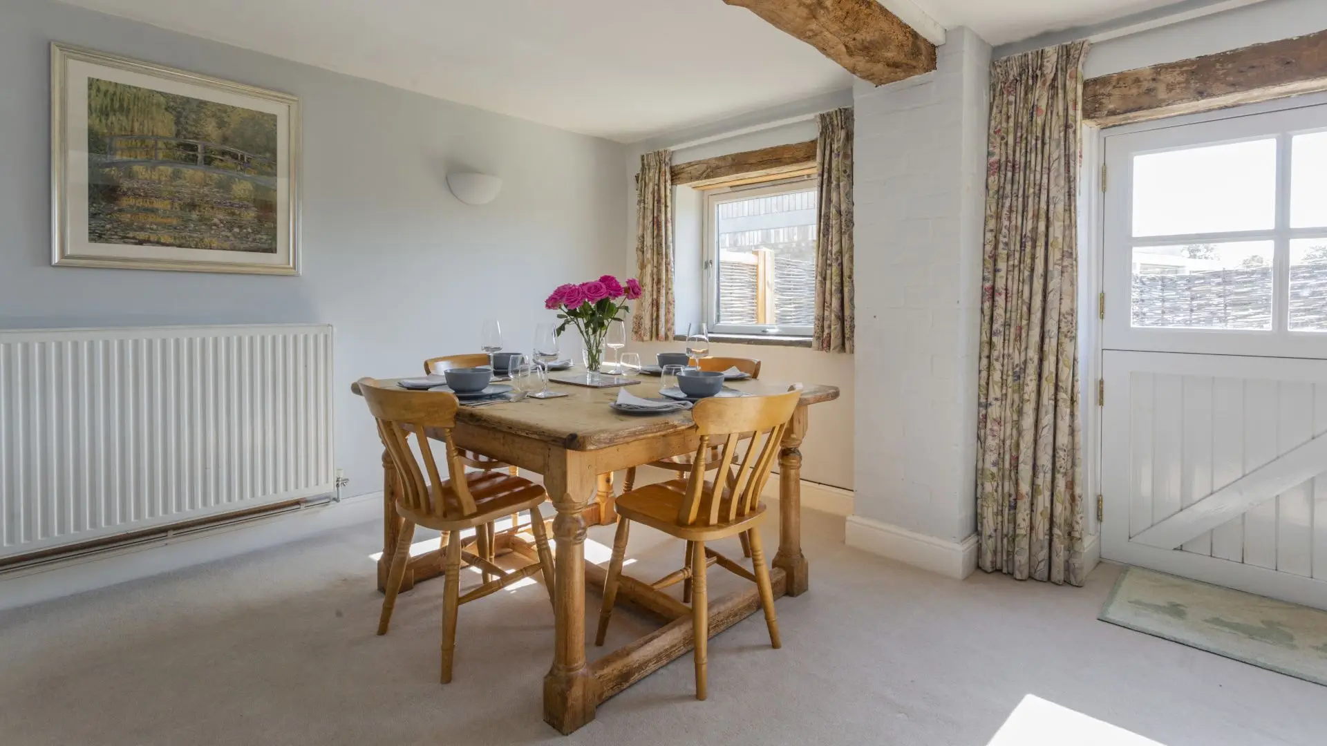 Dining area, Granary at Hunt Court, Bolthole Retreats