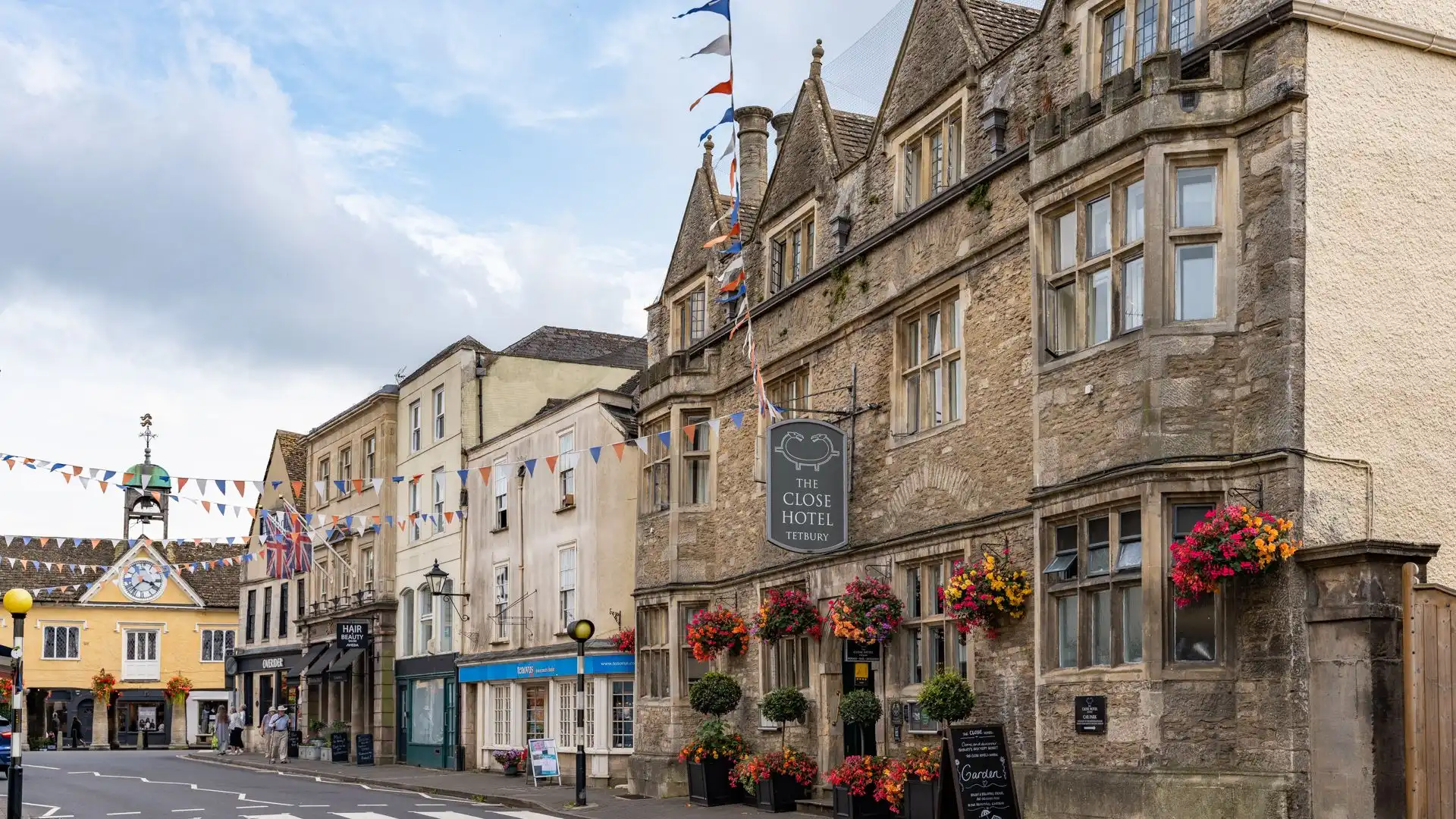 Nearby Tetbury is a charming day out with lots of options for eating out and visiting antique shops.
