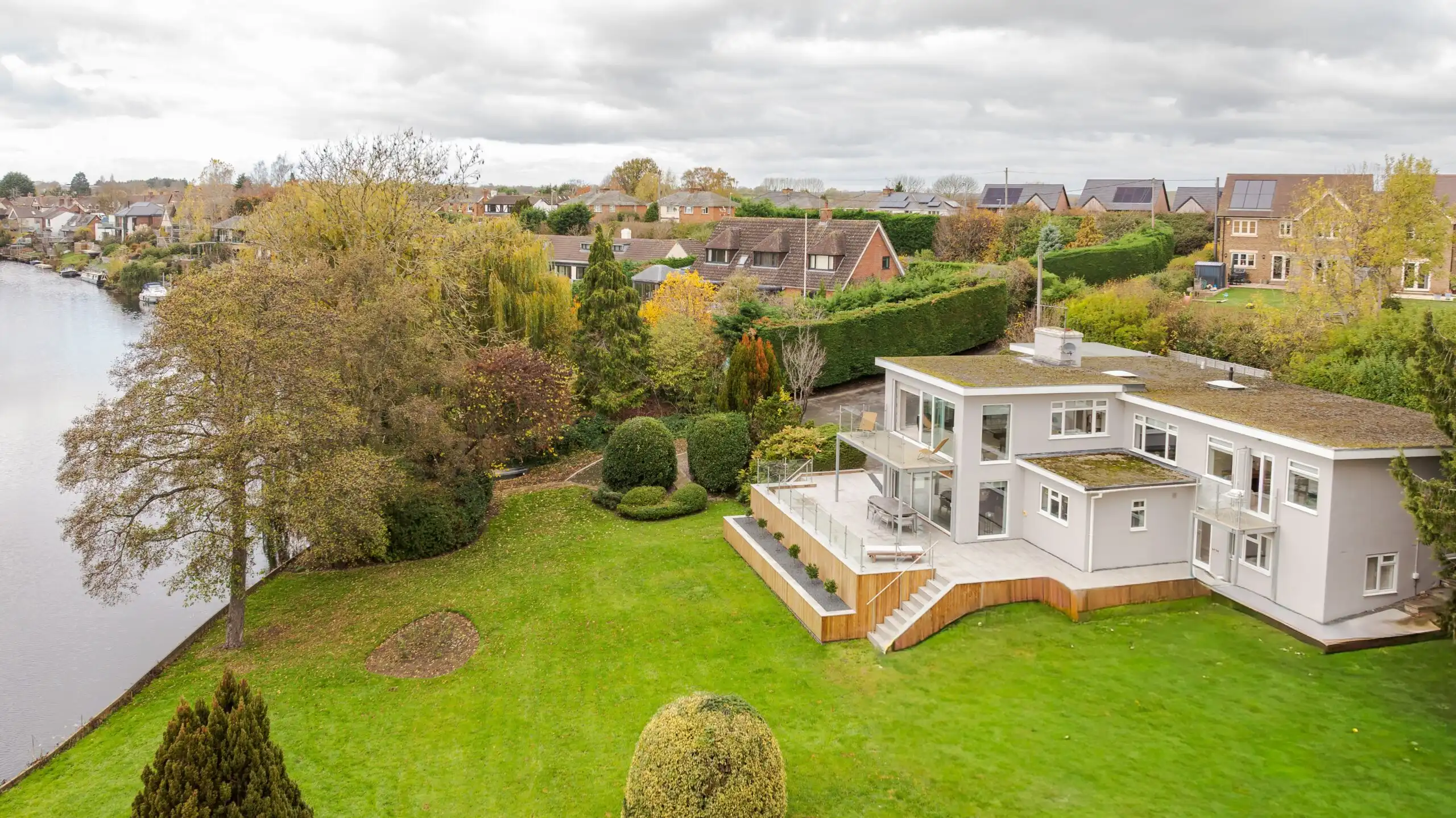 The Nait is a spectacular home in an even better location. 