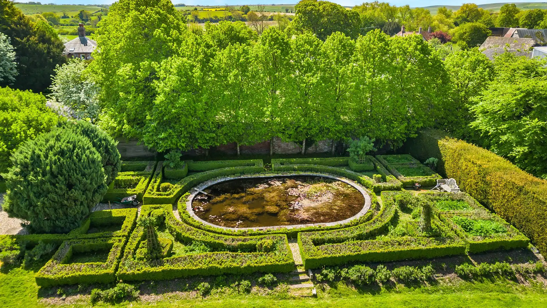 The extensive gardens are a true marvel. 