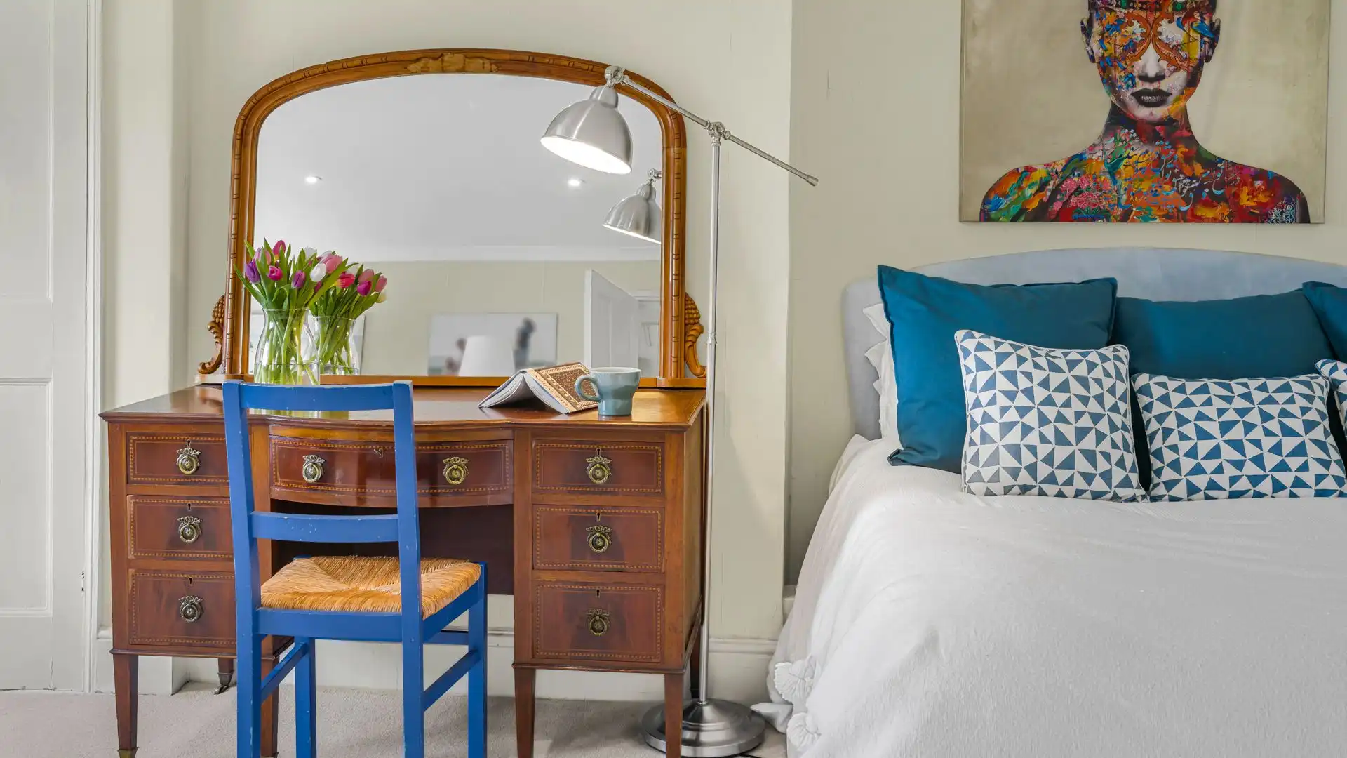 Enjoy unwinding in the king-size bed and take in wonderful countryside views.
