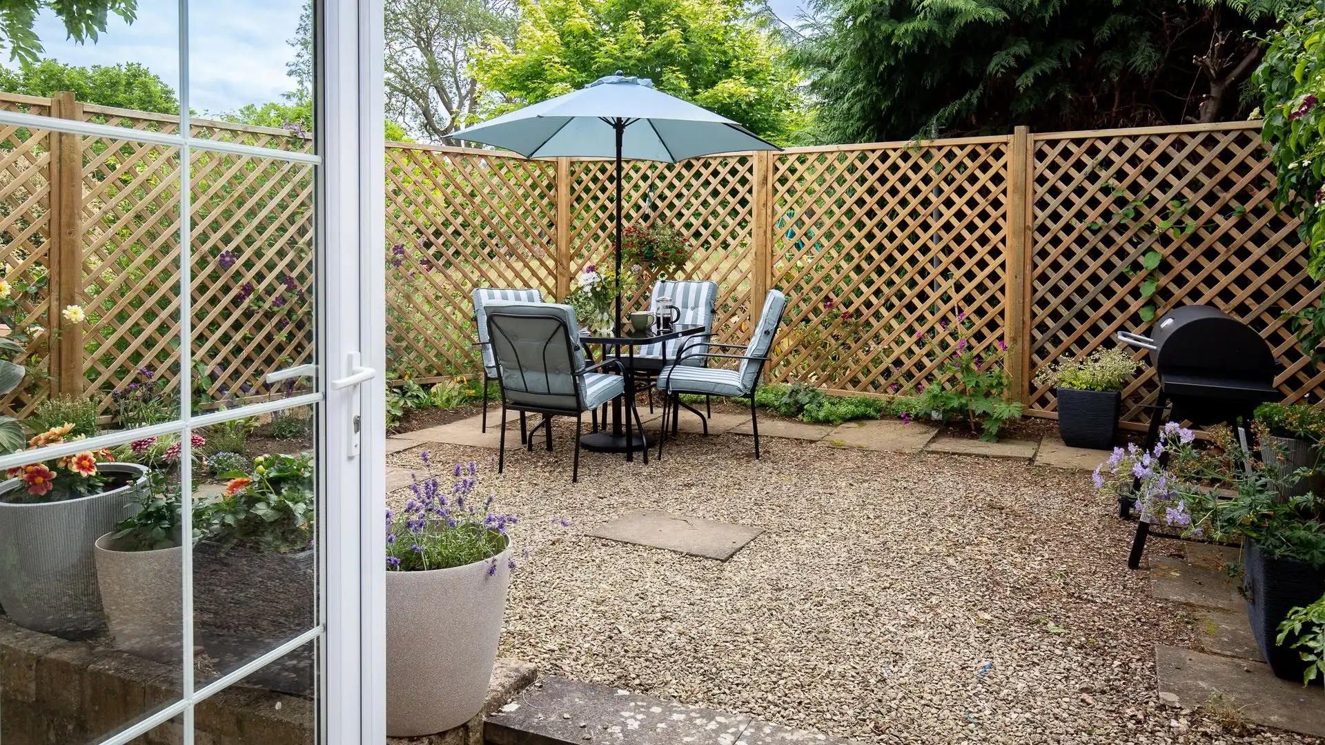Soak up the sounds of nature in this space. 