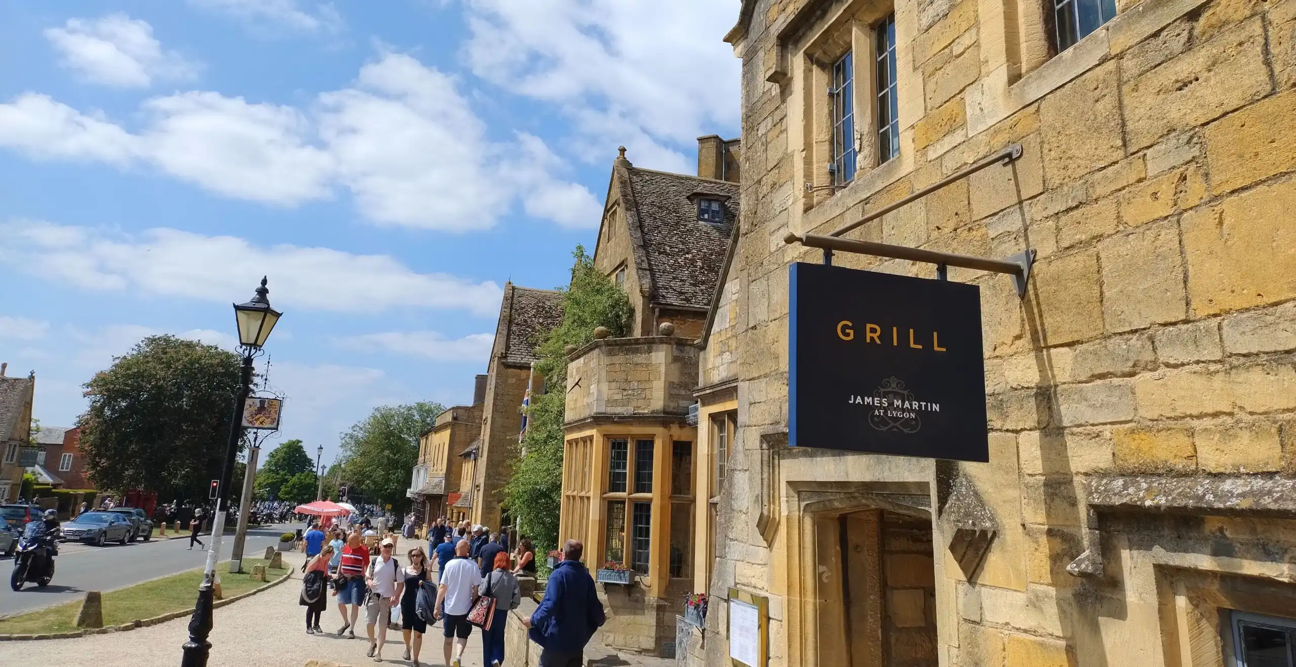 Visit historic landmark The Lygon Arms in Broadway. 