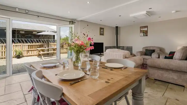 Roe Barn's open-plan living space.