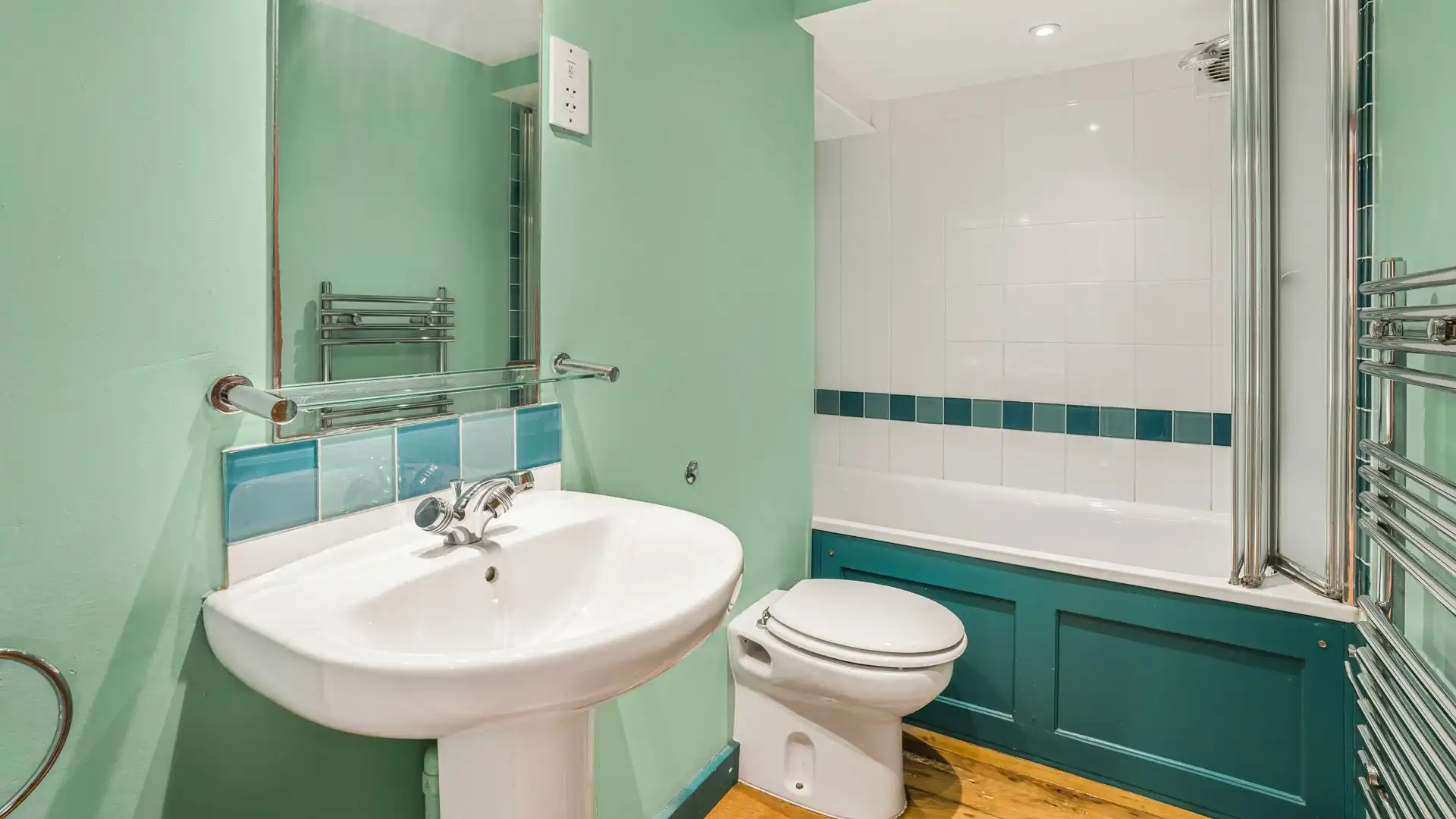 Unwind in a bubble bath in the family bathroom, East Barn.